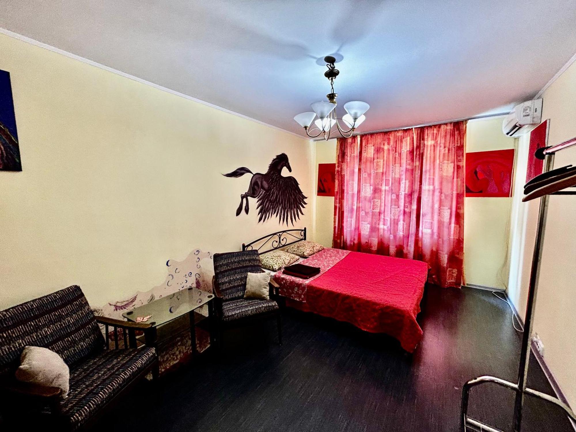 Apartment Near Train Station And Close To City Center Kiew Exterior foto