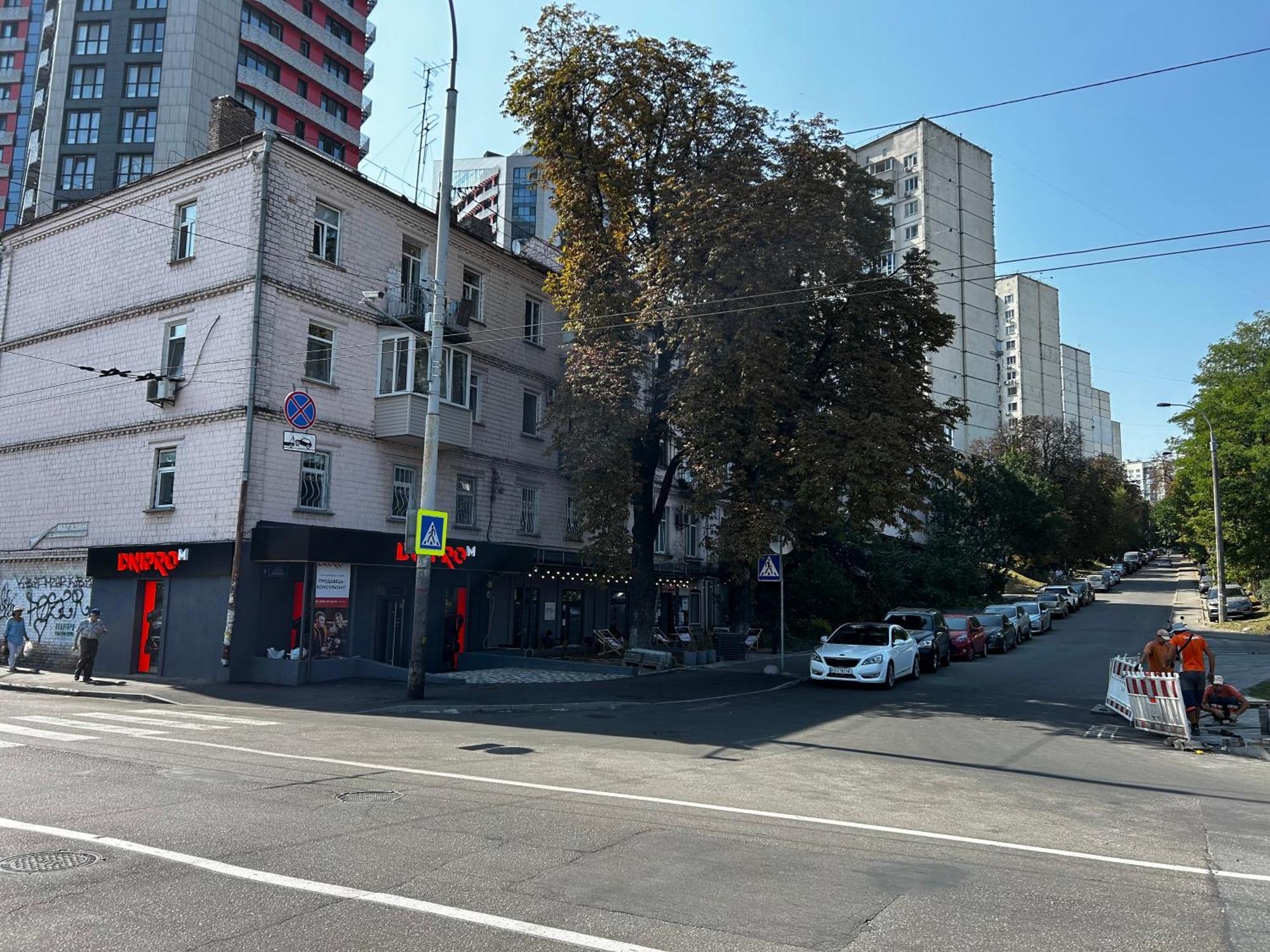 Apartment Near Train Station And Close To City Center Kiew Exterior foto